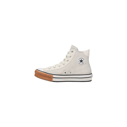 Converse Cream Leather Sneaker